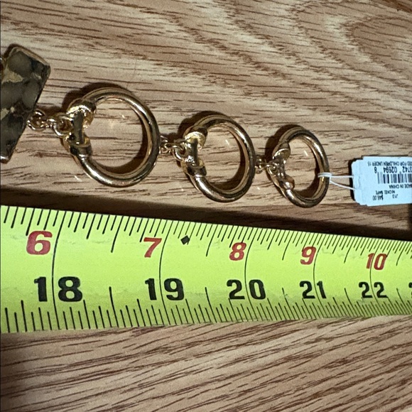 KASPER SHADES OF GREEN LARGE RESIN BEADED GOLD TOGGLE CLASP 18-21" NECKLACE-NWT - Picture 8 of 11